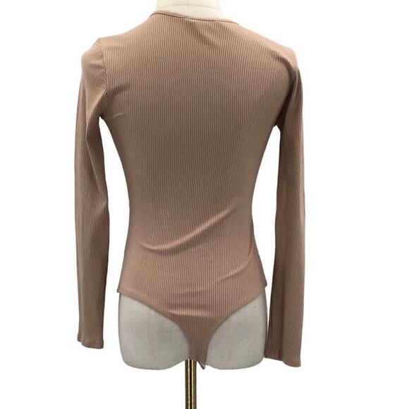 LULU'S SZ S Beige Casual Love Ribbed Surplice Neck Long Sleeve Bodysuit NEW b149 - Picture 4 of 8